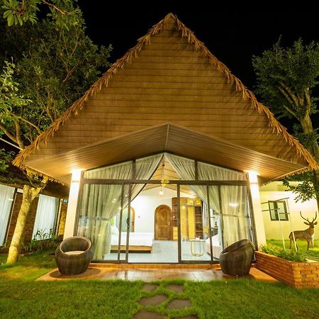 Apple House & Coffee Hotel Ba Rịa Eksteriør billede