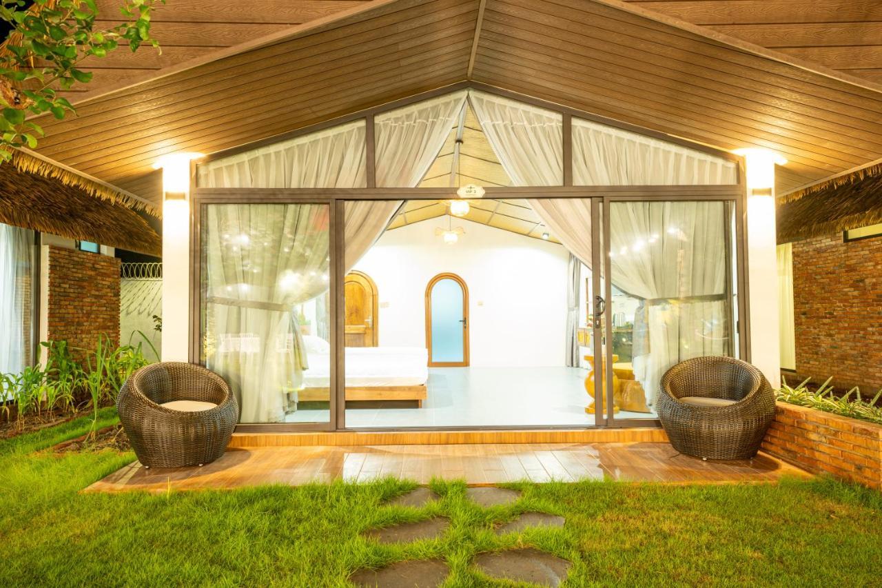 Apple House & Coffee Hotel Ba Rịa Eksteriør billede