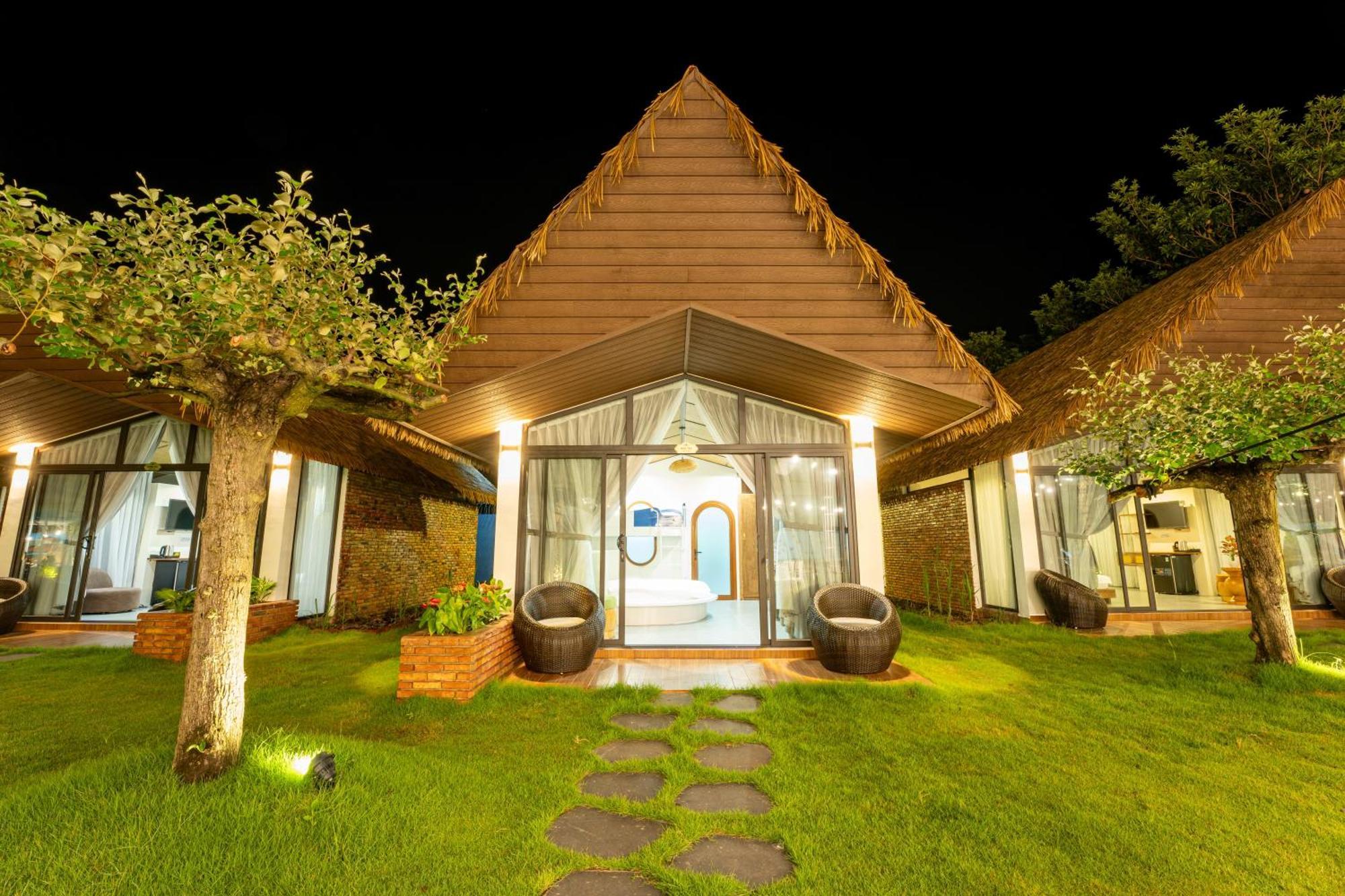 Apple House & Coffee Hotel Ba Rịa Eksteriør billede