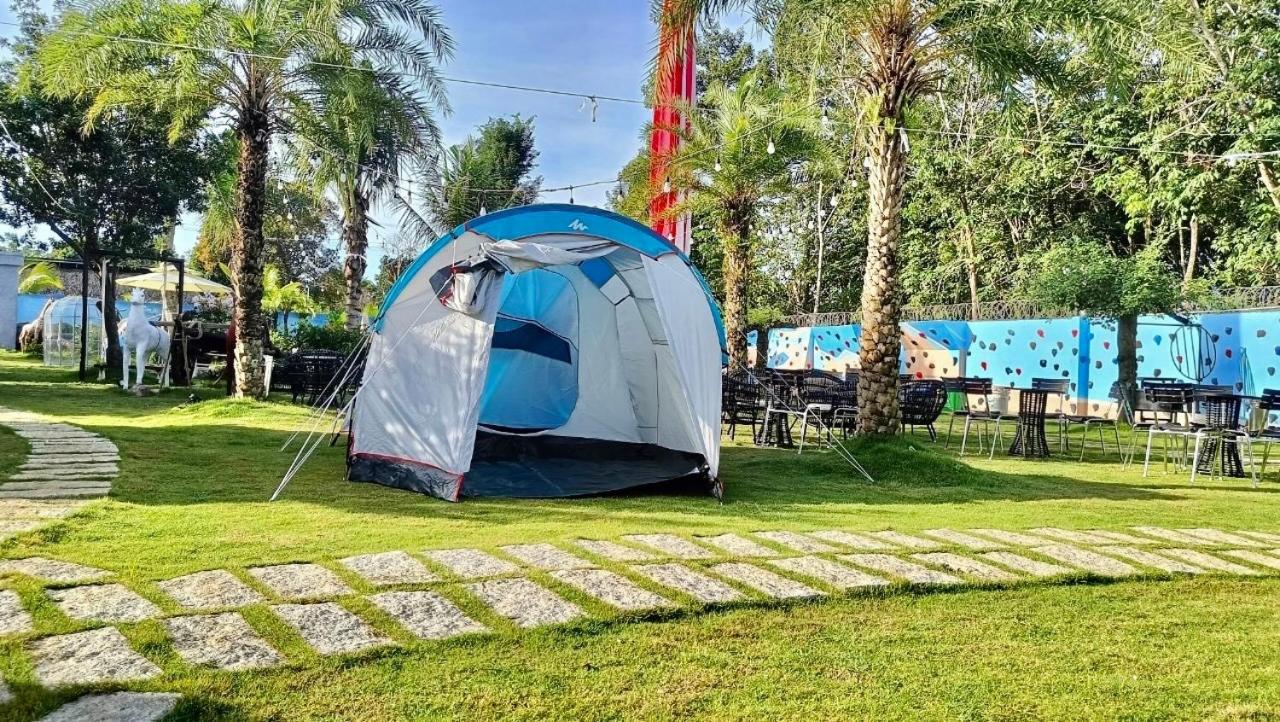 Apple House & Coffee Hotel Ba Rịa Eksteriør billede